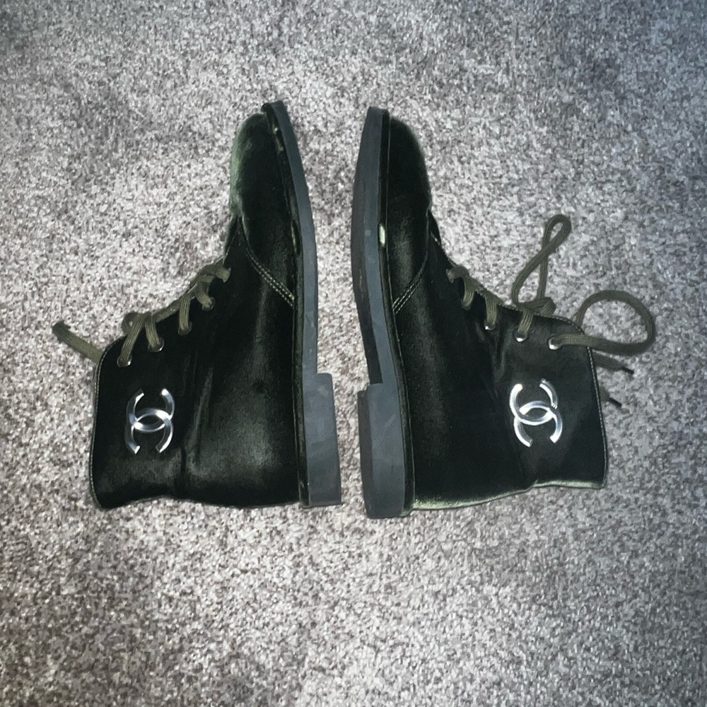 Chanel boots - Picture 11 of 14